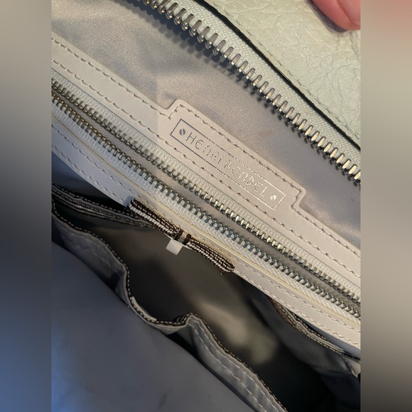 Henri Bendel Rivington Light Green Large Convertible Tote Rare - Picture 13 of 16